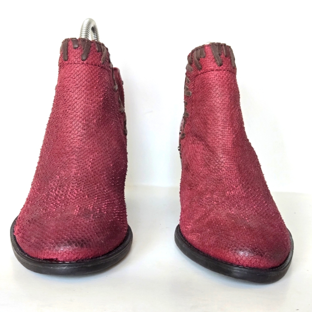 OTBT Santa Fe New Red booties size 8 - Picture 2 of 8
